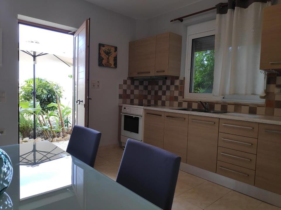 Xenia'S Countryside Guesthouse Agia Marina المظهر الخارجي الصورة